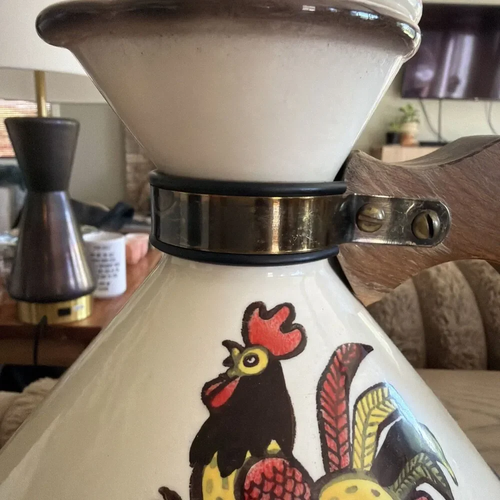 VTG Rare Poppy trail by Metlox Rooster Carafe